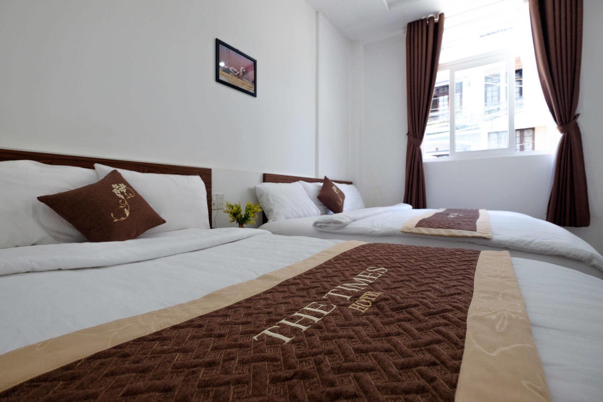 The Times Hotel Хуе Екстериор снимка