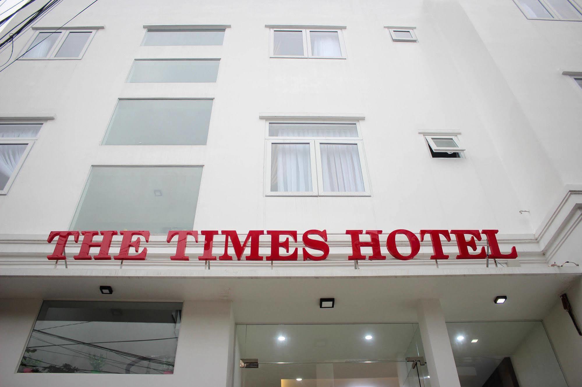 The Times Hotel Хуе Екстериор снимка
